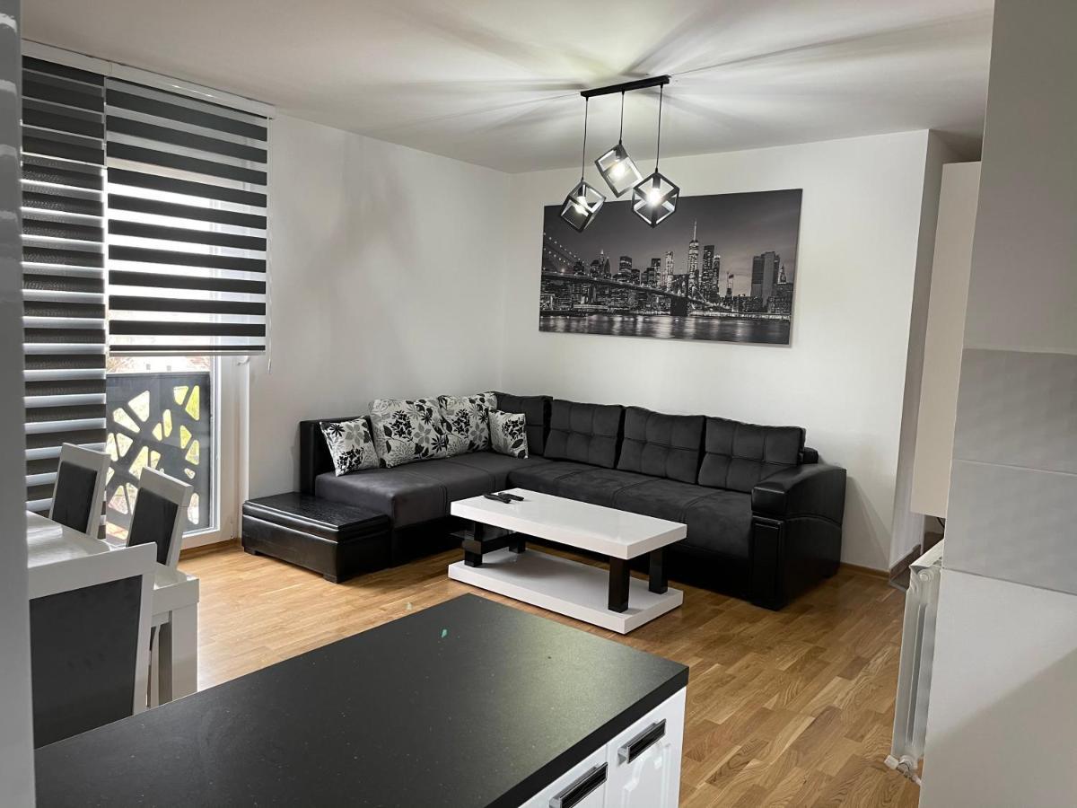 Royal Residence Apartmani 2 Pancevo Exterior photo
