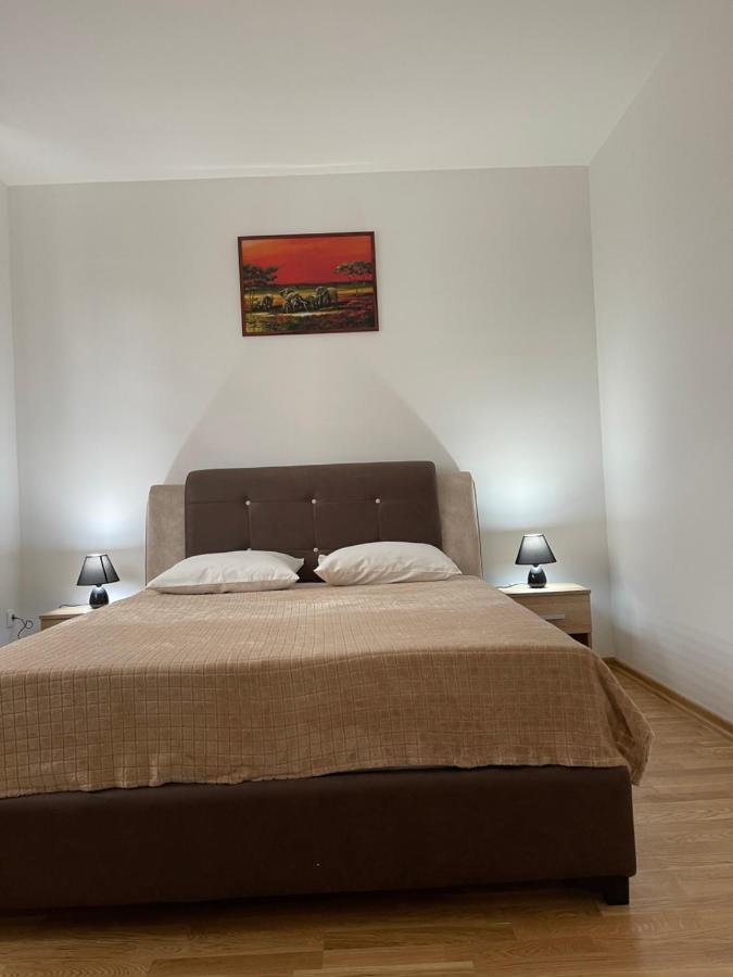 Royal Residence Apartmani 2 Pancevo Exterior photo