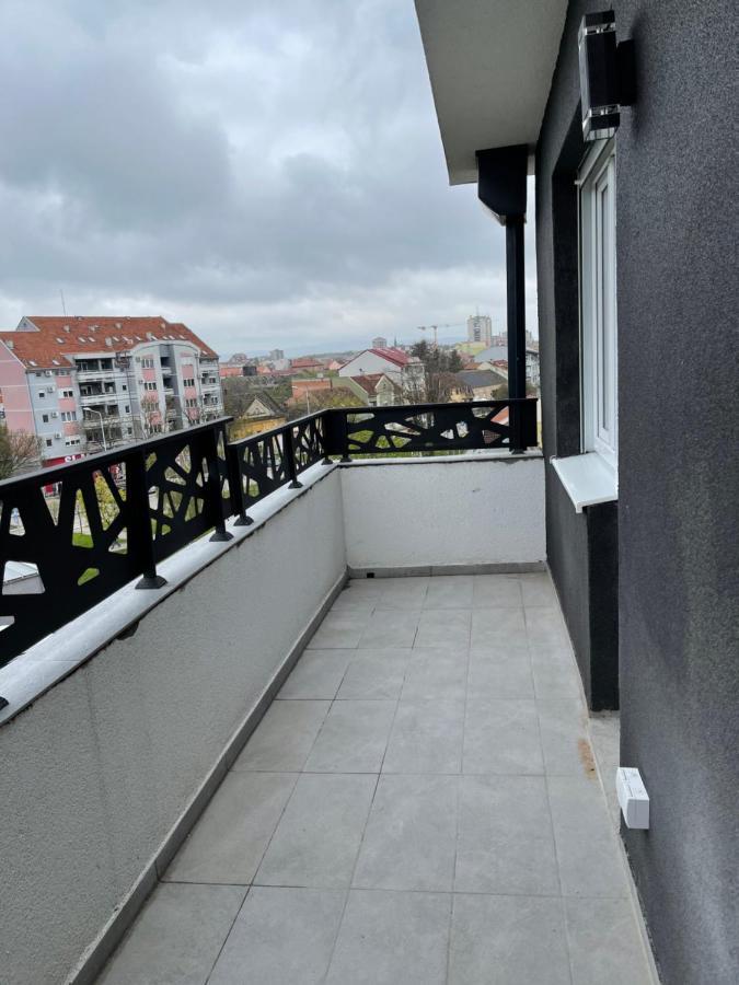 Royal Residence Apartmani 2 Pancevo Exterior photo
